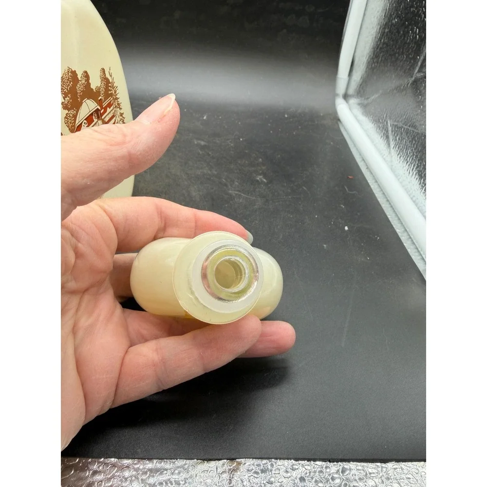 Vintage Monticello Thomas Jefferson Milk Glass Decanter 1849 Stopper Canteen